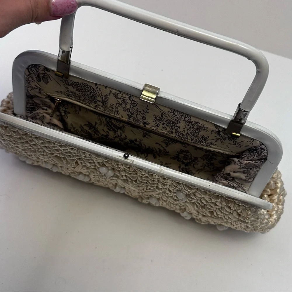 Vintage Rattan Straw Woven Purse Tan White Beaded - Picture 7 of 10